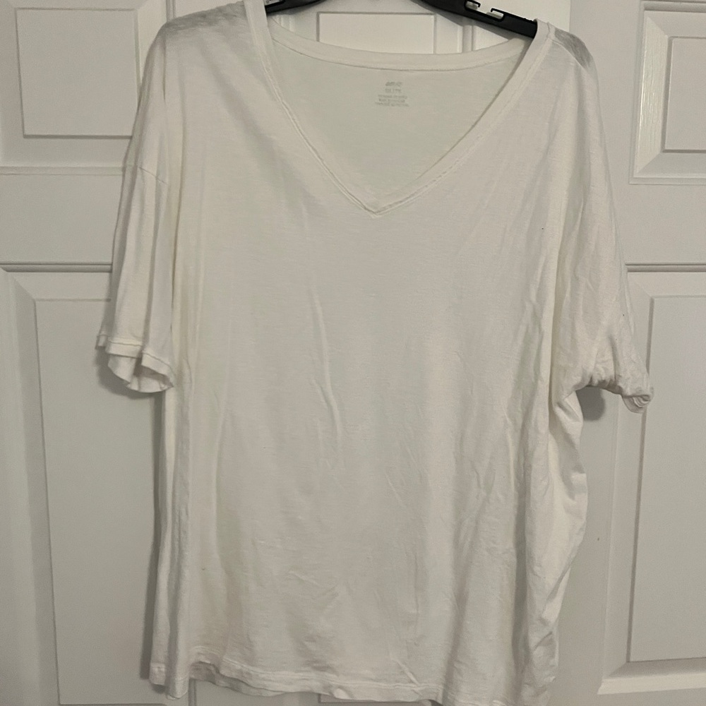 Plain vneck